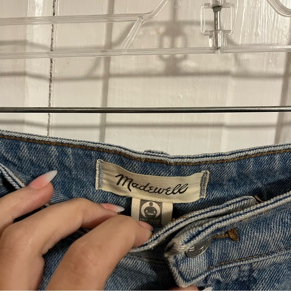 Madewell Curvy Perfect Vintage Jeans Coney Wash Destroyed Edition Size 32 R2 - Picture 4 of 11